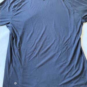 lululemon athletica Gray Short Sleeve Tee